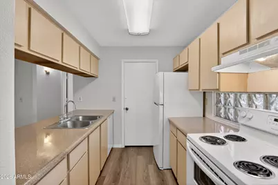 16033 N 25th Street #207, Phoenix, AZ 85032 - Photo 4