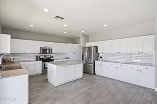 7407 W Honeysuckle Dr, Peoria, AZ 85383 - Photo 4