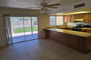 3746 W Surrey Ave, Phoenix, AZ 85029 - Photo 4