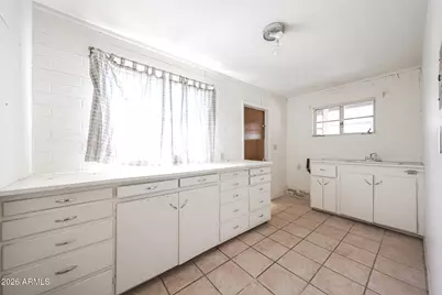 1805 E Randall Drive, Tempe, AZ 85281 - Photo 16