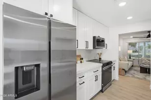 735 E Vaughn Dr, Tempe, AZ 85283 - Photo 10