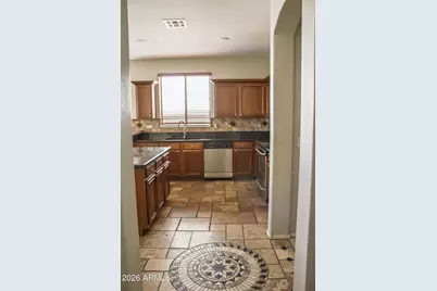 10321 W Windsor Avenue, Avondale, AZ 85392 - Photo 2