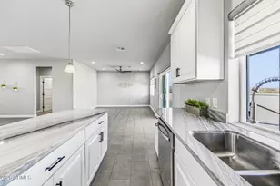 78 N Pettoshas Dr, Maricopa, AZ 85139 - Photo 4