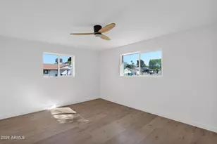 501 W Seldon Ln, Phoenix, AZ 85021 - Photo 32