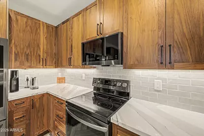 25412 N 68th Drive, Peoria, AZ 85383 - Photo 8