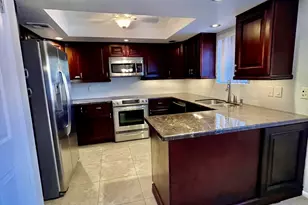 12212 N Paradise Vlg Pkwy S, Phoenix, AZ 85032 - Photo 2