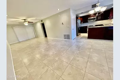 12212 N Paradise Village Parkway S #104, Phoenix, AZ 85032 - Photo 8