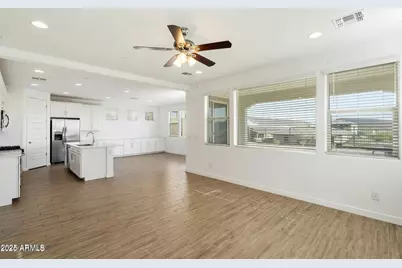 31957 N 125th Avenue, Peoria, AZ 85383 - Photo 10