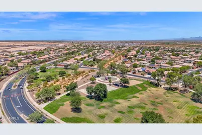 25843 N 165th Lane, Surprise, AZ 85387 - Photo 38