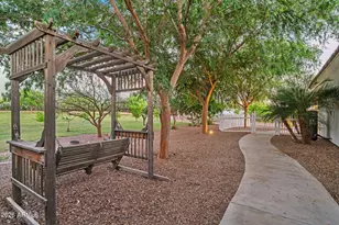 16325 E Magnolia Dr, Gilbert, AZ 85298 - Photo 94