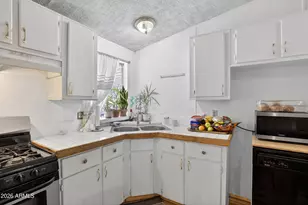 7302 W Peoria Ave, Peoria, AZ 85345 - Photo 4