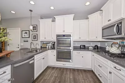 29235 N 122nd Lane, Peoria, AZ 85383 - Photo 16