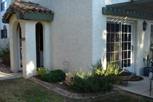 8635 S 48th St, Phoenix, AZ 85044 - Photo 1