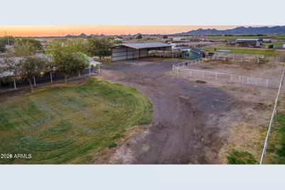 22914 W Sunland Avenue, Buckeye, AZ 85326 - Photo 8