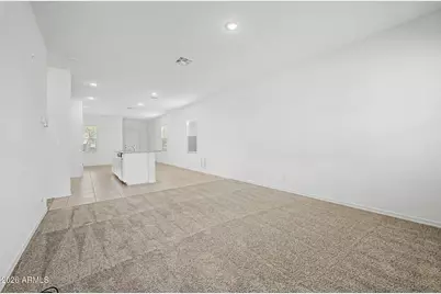 6070 E Helios Drive, Florence, AZ 85132 - Photo 8