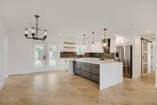 8318 E Sells Dr, Scottsdale, AZ 85251 - Photo 10