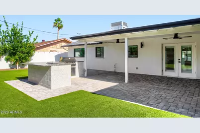 8318 E Sells Drive, Scottsdale, AZ 85251 - Photo 22