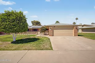 10962 W Kelso Dr, Sun City, AZ 85351 - Photo 1