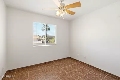 250 E Park Avenue, Gilbert, AZ 85234 - Photo 16