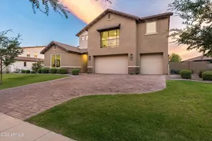 12872 N Founders Park Blvd, Surprise, AZ 85379 - Photo 46