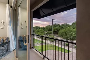 12872 N Founders Park Blvd, Surprise, AZ 85379 - Photo 28