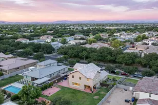 12872 N Founders Park Blvd, Surprise, AZ 85379 - Photo 2