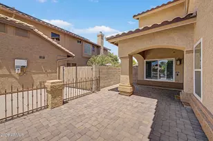 285 S Red Rock St, Gilbert, AZ 85296 - Photo 4