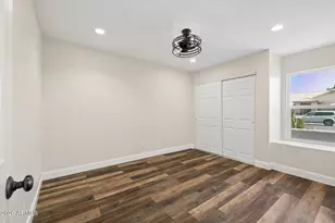 1948 E Los Arboles Dr, Tempe, AZ 85284 - Photo 24