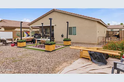 202 W Seven Seas Drive, Casa Grande, AZ 85122 - Photo 28