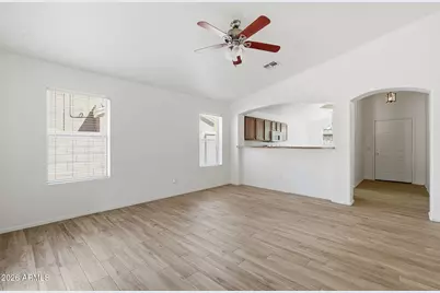 318 N 21st Circle, Coolidge, AZ 85128 - Photo 8
