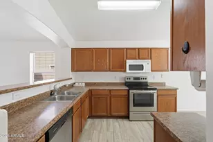 318 N 21st Cir, Coolidge, AZ 85128 - Photo 46