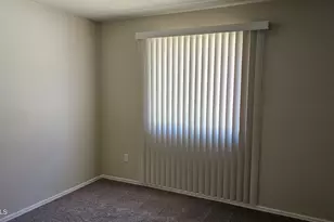 2135 W Maple Dr, Phoenix, AZ 85027 - Photo 10