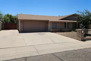2135 W Maple Dr, Phoenix, AZ 85027 - Photo 2