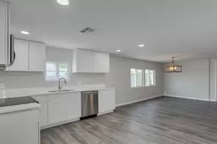 1562 S Desert View Pl, Apache Junction, AZ 85120 - Photo 4