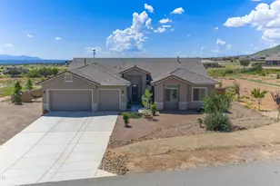 6760 E Vaquero Circle, Hereford, AZ 85615 - Photo 2