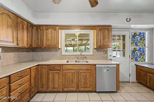 5125 E Osborn Rd, Phoenix, AZ 85018 - Photo 6