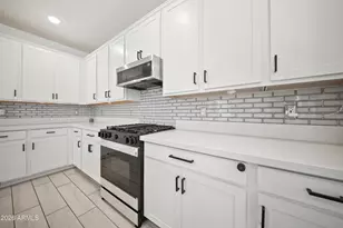 8853 W Fleetwood Ln, Glendale, AZ 85305 - Photo 10