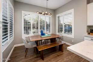4375 E Lariat Ln, Phoenix, AZ 85050 - Photo 8