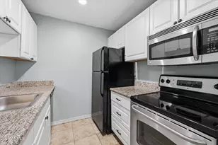 14203 N 19th Ave, Phoenix, AZ 85023 - Photo 10