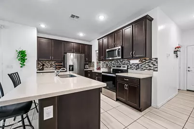 15245 W Sherman Street, Goodyear, AZ 85338 - Photo 14