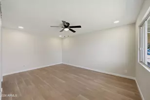 252 E 9th Dr, Mesa, AZ 85210 - Photo 10