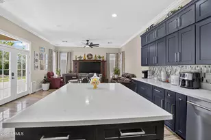 491 N Tiago Dr, Gilbert, AZ 85233 - Photo 8