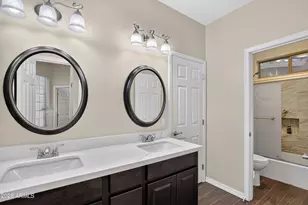 491 N Tiago Dr, Gilbert, AZ 85233 - Photo 20