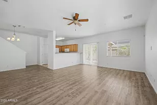 8777 W Dahlia Dr, Peoria, AZ 85381 - Photo 10