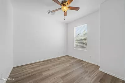 8777 W Dahlia Drive, Peoria, AZ 85381 - Photo 16