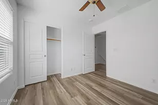 8777 W Dahlia Dr, Peoria, AZ 85381 - Photo 28