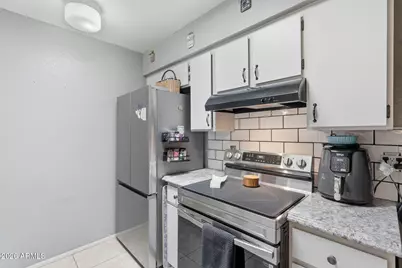 9017 W Elm Street #6, Phoenix, AZ 85037 - Photo 4