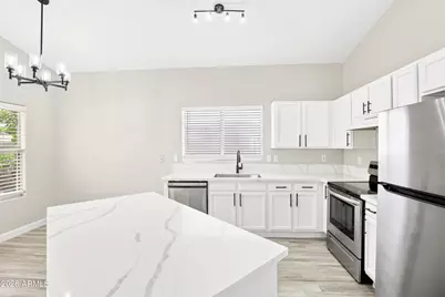 3046 W Abraham Lane, Phoenix, AZ 85027 - Photo 2