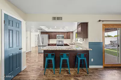 5503 W Cinnabar Avenue, Glendale, AZ 85302 - Photo 8