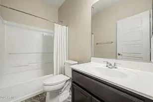 887 S Swallow Ln, Gilbert, AZ 85296 - Photo 22